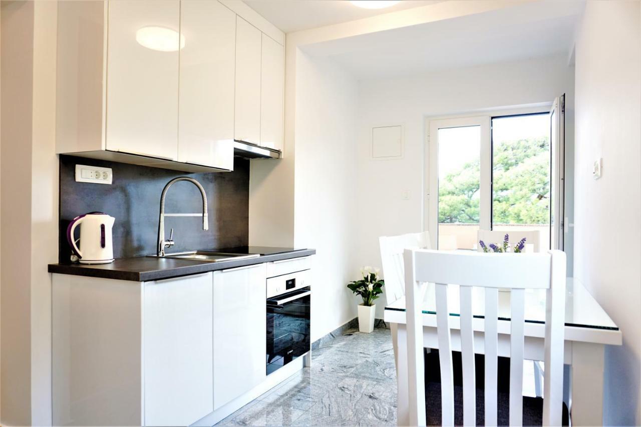 Apartment And Rooms Milak Ραμπ Εξωτερικό φωτογραφία